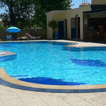 Panorama Apts Cfu מלון
